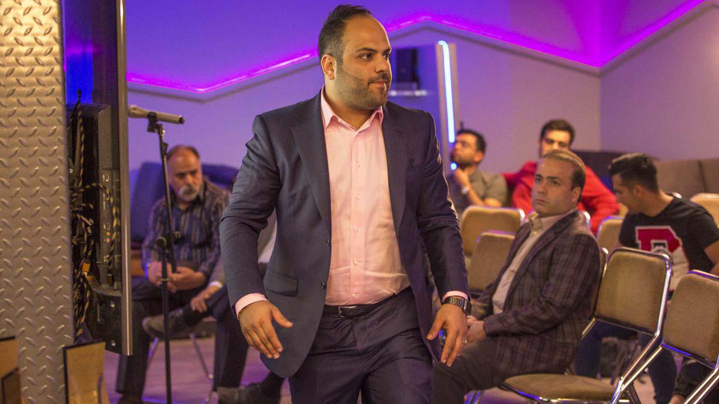 نوید نایینی