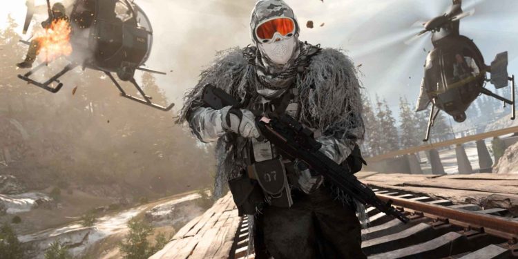 راهنمای بازی Call Of Duty Warzone | تفاوت‌های حالت انفرادی با گروهی