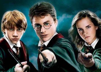 نویسنده هری پاتر کپی رایت این مجموعه را آزاد کرد