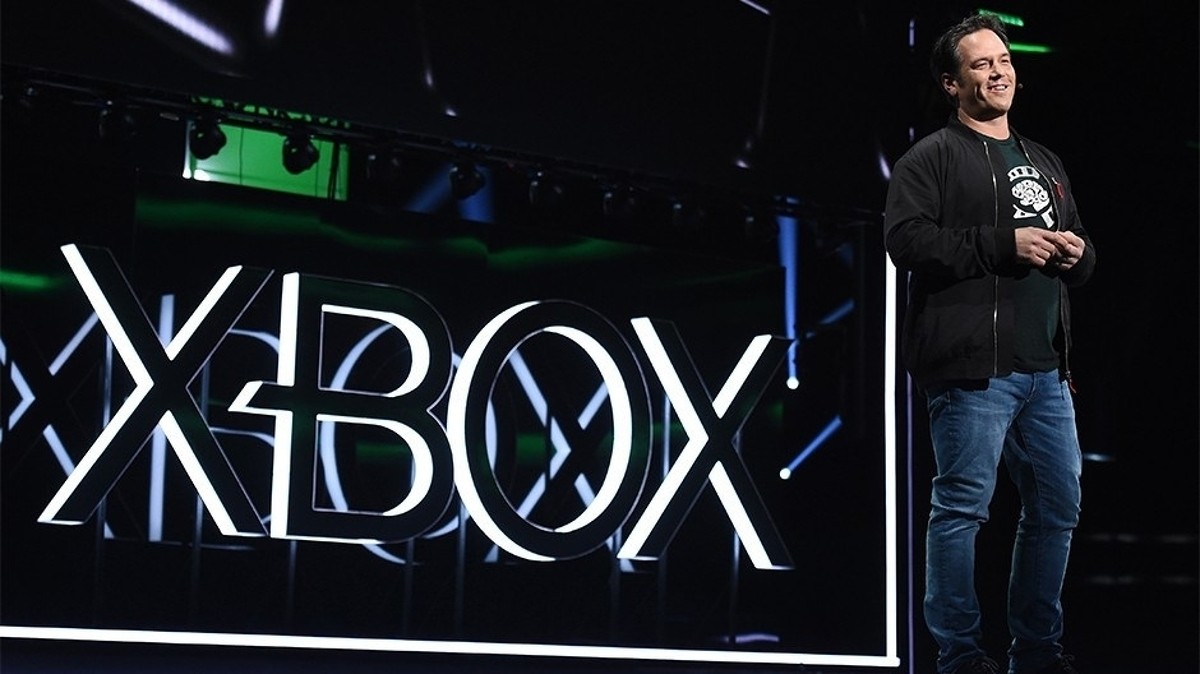 E3