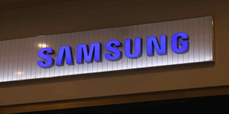 سامسونگ تولید مانیتورهای LCD و LED را متوقف میکند