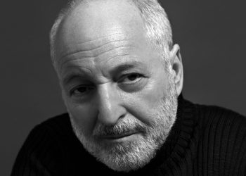 مصاحبه با آندره اسیمن نویسنده‌ کتاب Call Me By Your Name