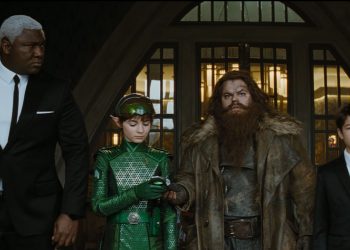 نقد و بررسی فیلم Artemis Fowl ‌| دنیای جذابی که بزرگ‌ها خراب کرده‌اند