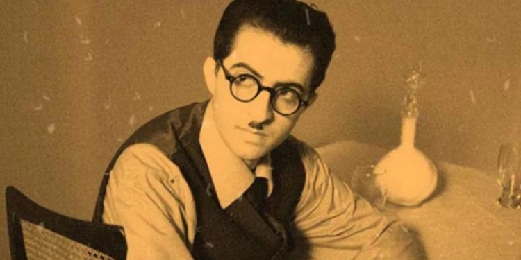 معرفی صادق هدایت | پدر داستان نویسی مدرن ایران