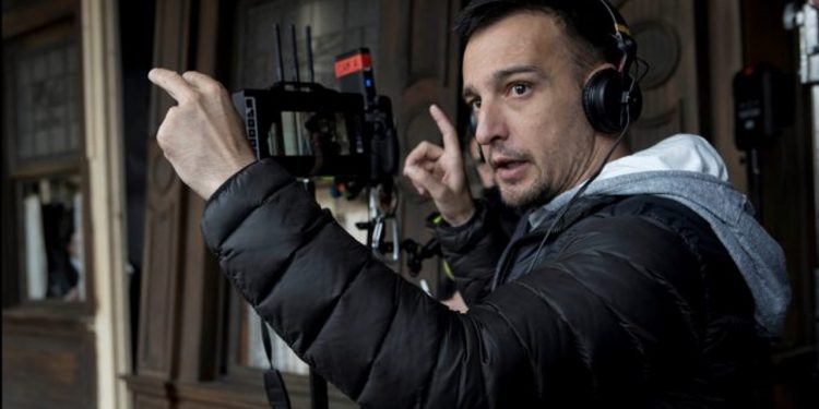 آلخاندرو آمنابار، کارگردان برنده جایزه اسکار سریالی تلویزونی را کارگردانی می‌کند