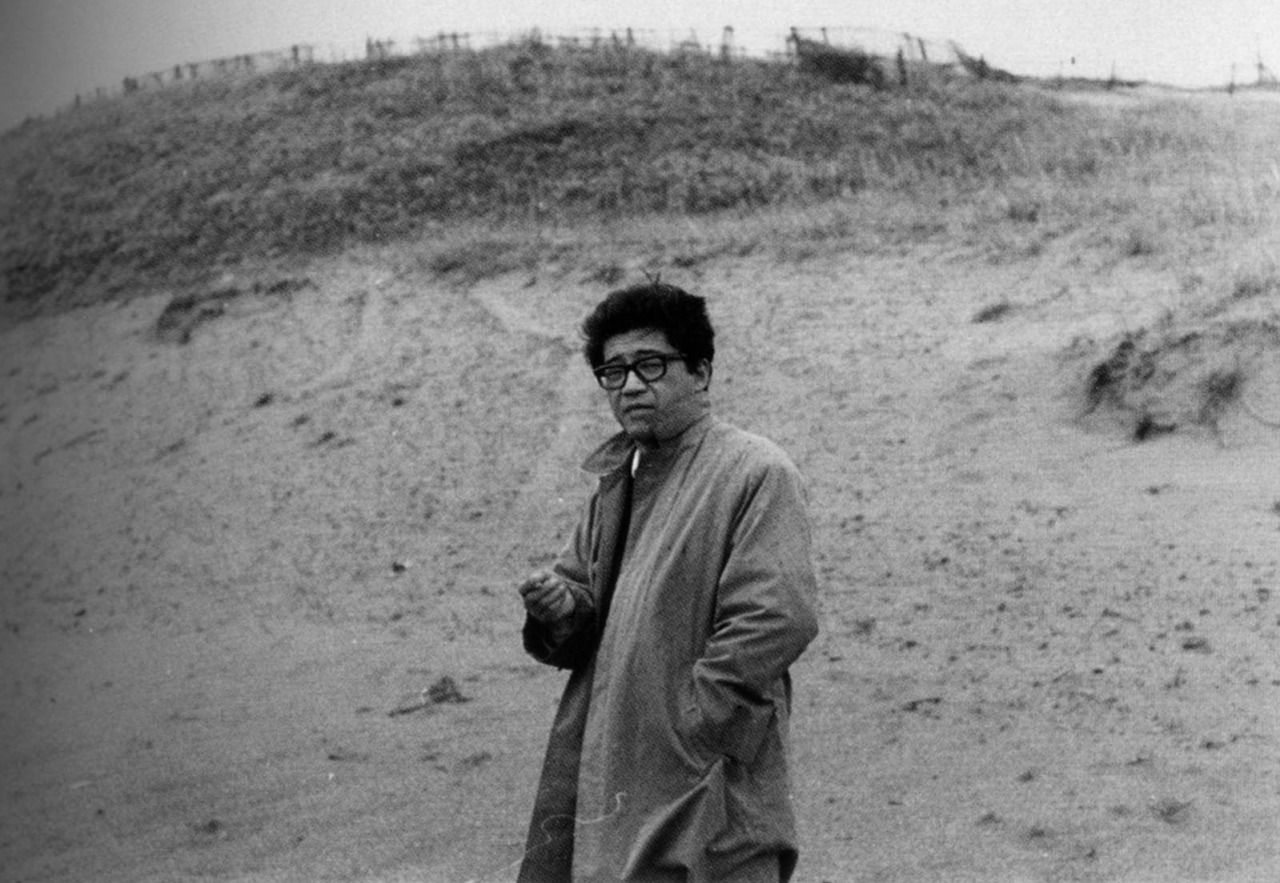 معرفی کوبو آبه | مردی در تبعید ابدی