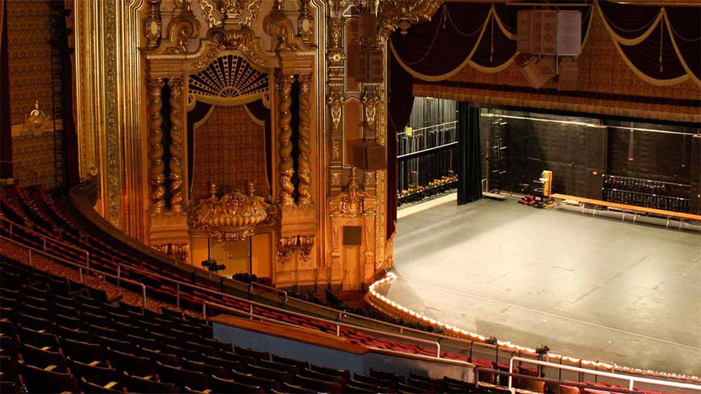 سالن های تئاتر