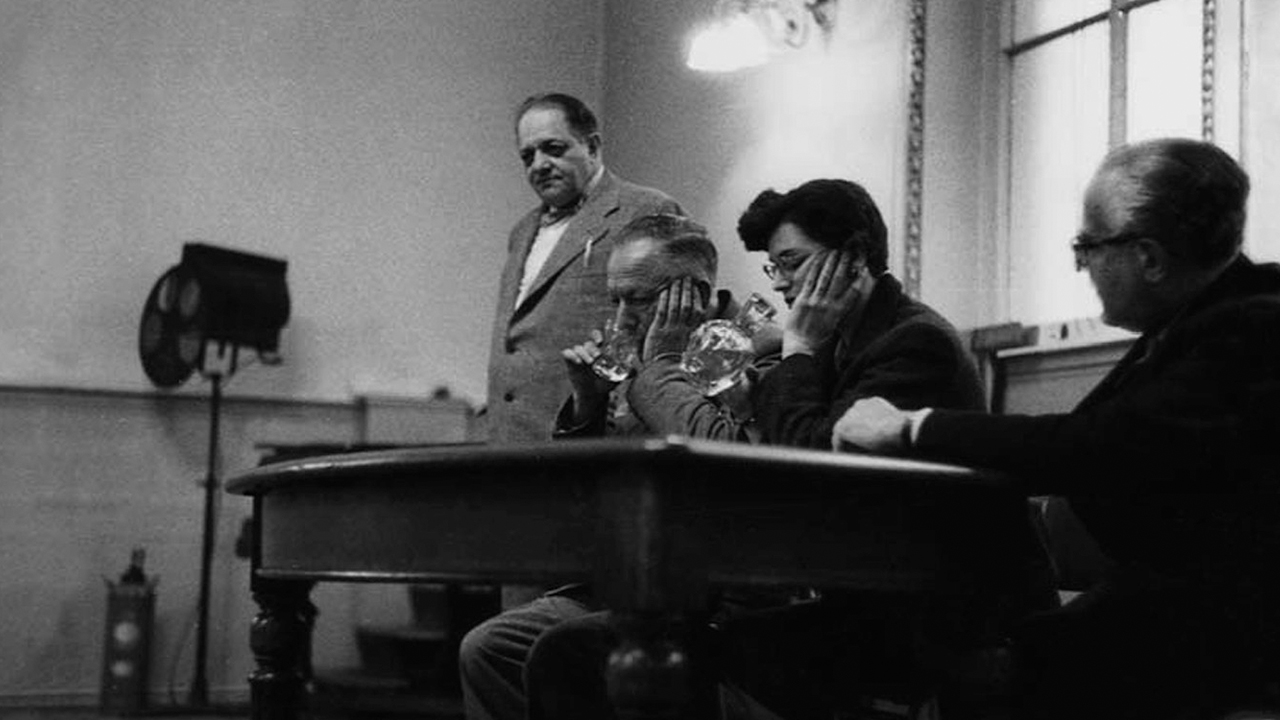 تئاتر درمانی