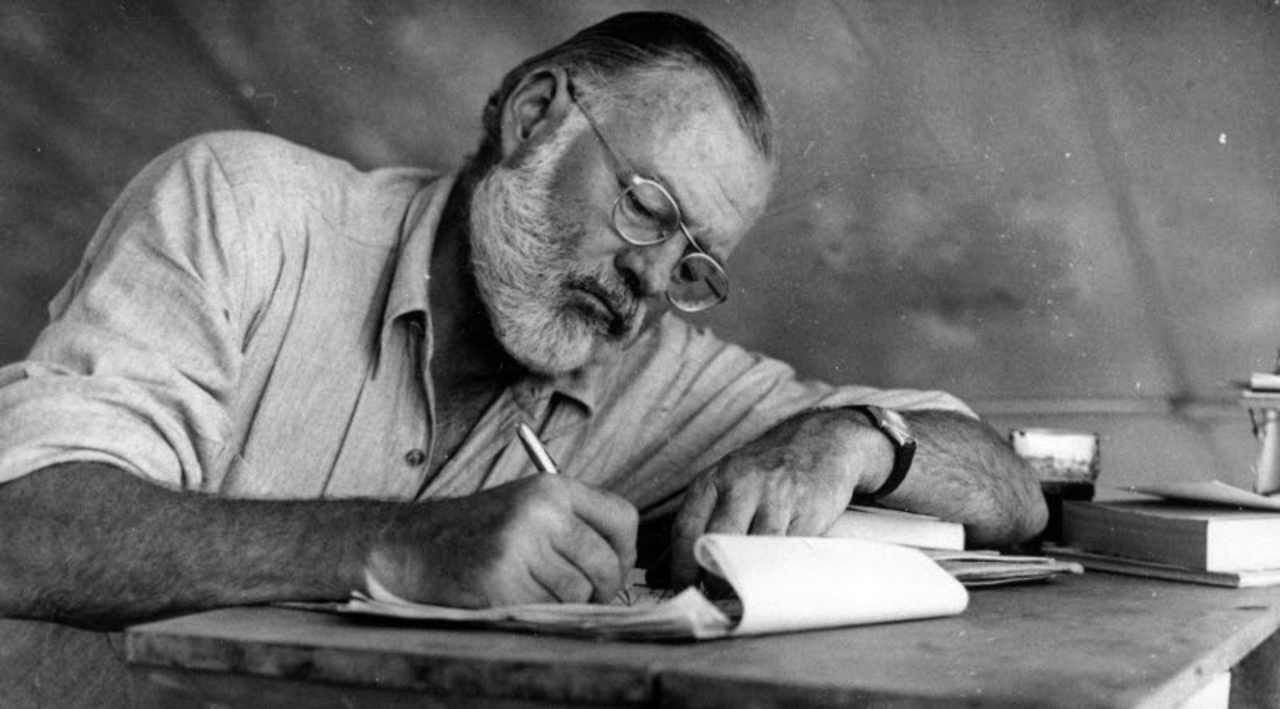 معرفی 9 مجموعه داستان کوتاه از ادبیات جهان