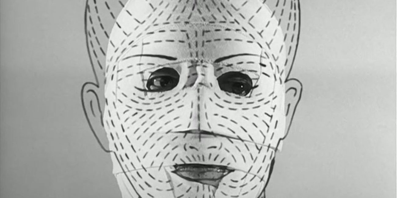 ماسک اوکویاما در فیلم چهره دیگری