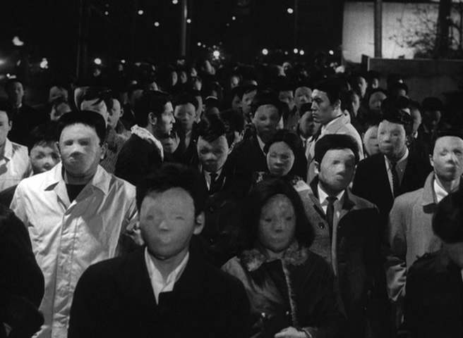 تأملی در هویت | درباره فیلم چهره دیگری اثر هیروشی تشیگاهارا