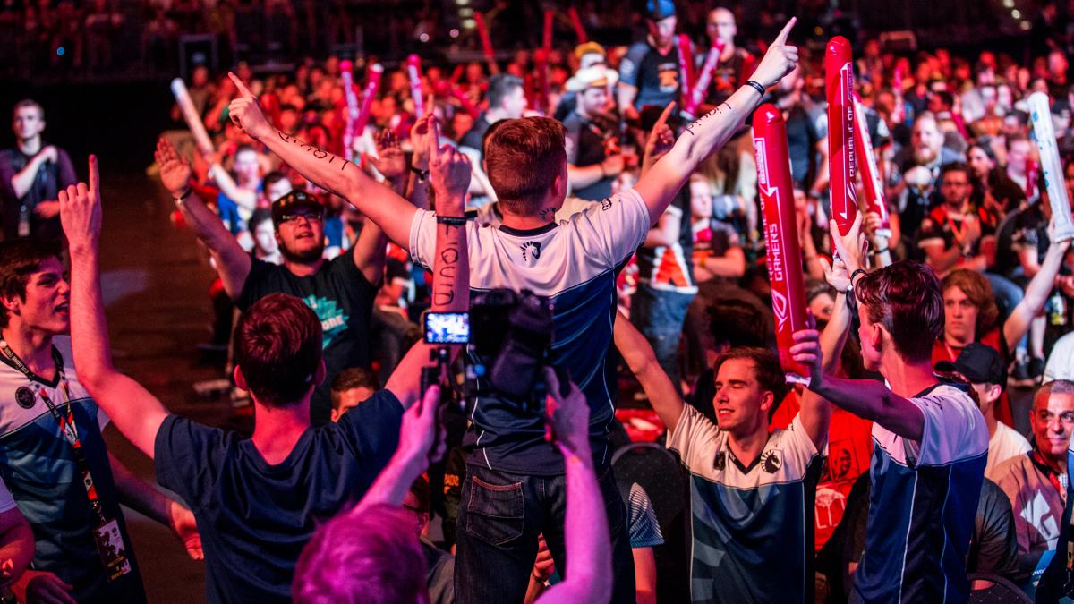 داستان موفقیت: مجموعه TEAMS.gg